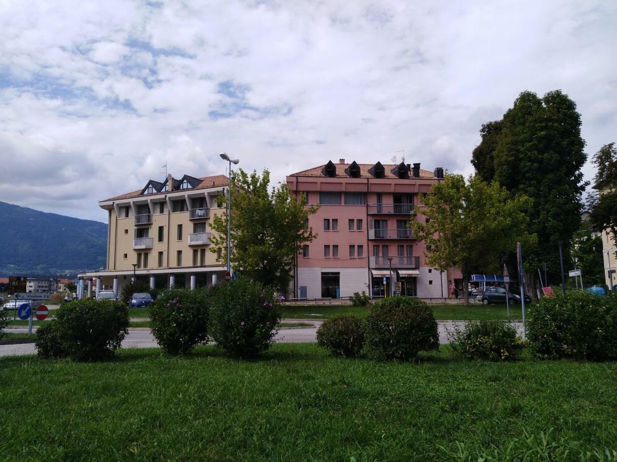 Great Apartament In Feltre Eksteriør bilde